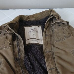 Hollister Women's Brown Tan Carpenter Jacket with Dark Sherpa Lining